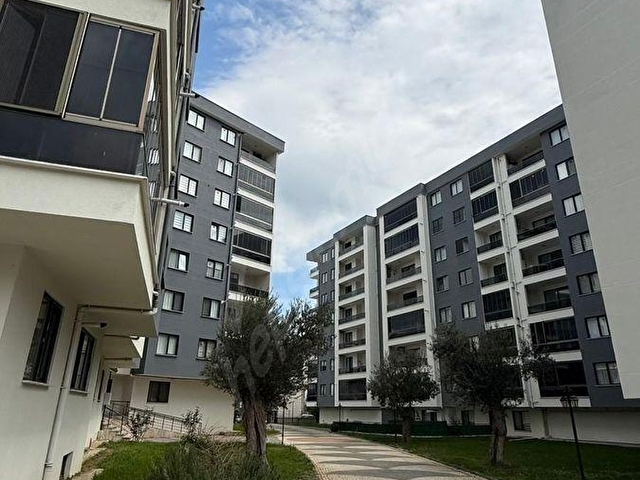KADIKÖY KC EVLERİNDE DOĞALGAZLI 2+1 SATILIK DAİRE