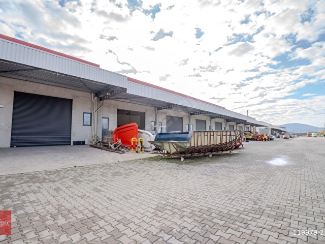 ALOSBİDE OFİSLERE BÖLÜNMÜŞ BÜYÜK TİP KİRALIK DÜKKAN - Görsel 2