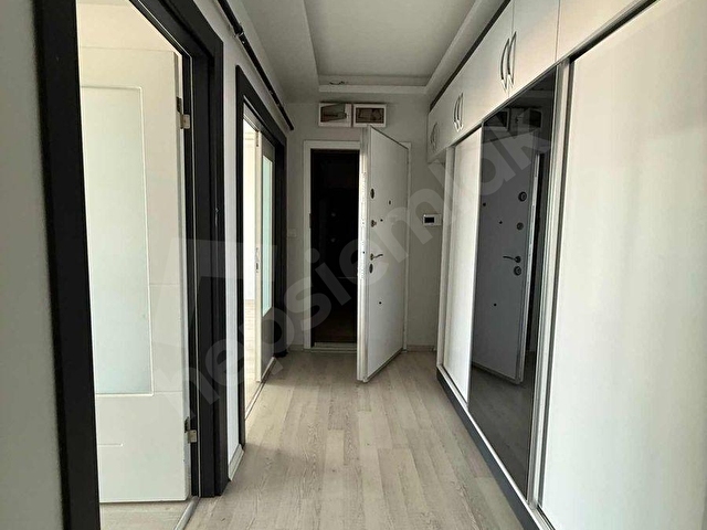 ŞEHİR MANZARALI FEVZİ ÇAKMAK MAHALLESİNDE KİRALIK 3+1 135 m² - Görsel 16