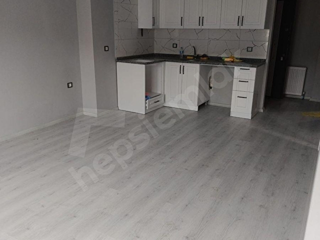 A.Y.S. GAYRİMENKUL DEN SATILIK 1+1 DAİRE - Görsel 2