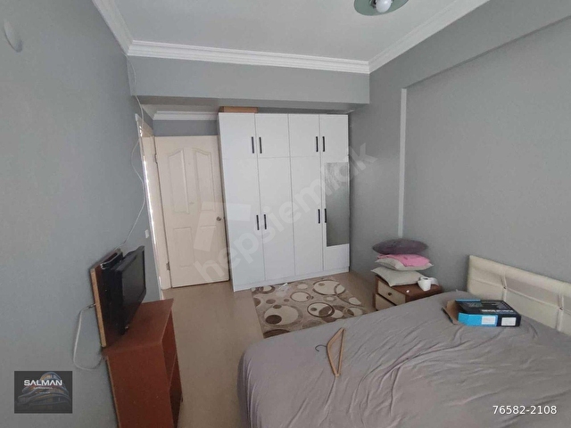 İZMİR KARŞIYAKA ŞEMİKLER MAH. EŞYALI KİRALIK 2+1 DAİRE