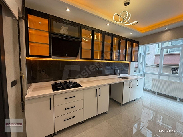 ÇÖLOĞLUNDAN DİKMEN CAD ÜZERİ 1. KAT ÖN GÜNEY BATI LÜX BOŞ - Görsel 16