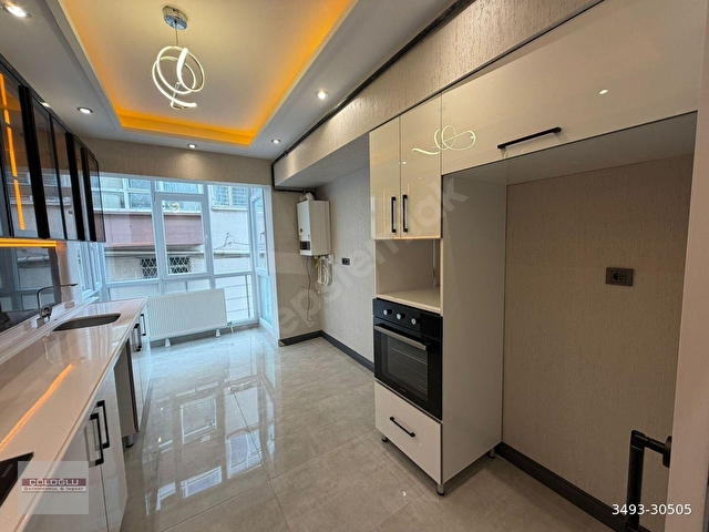 ÇÖLOĞLUNDAN DİKMEN CAD ÜZERİ 1. KAT ÖN GÜNEY BATI LÜX BOŞ - Görsel 15
