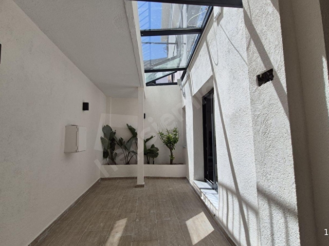 FIRSAT!! ÇEŞME OVACIKTA EŞYALI SIFIR 2+1 DAİRE