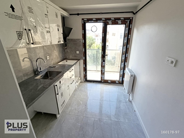 TOPSELVİDE ANA CADDE DİBİNDE SATILIK SIFIR ARA KAT 2+1 DAİRE - Görsel 3