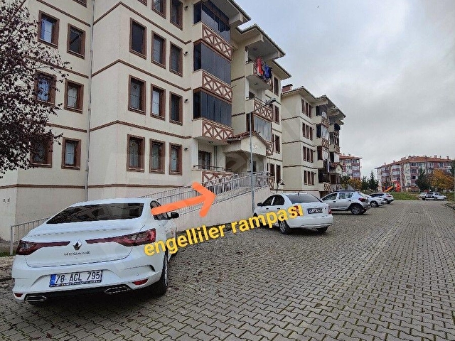 Karabük beşbinevler 66 TOKİ evlerinde 2+0 satılık daire Şaban Doğan emlak ofisi - Görsel 30