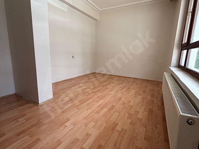 KAÇMAZ...CUMHURİYET MAH GÜNEY CEPHELİ 3+1 YÜKSEK GİRİŞ - Görsel 4