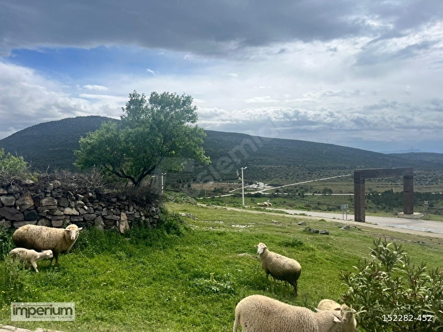 Aliağa Kalabakta Satılık Deniz Manzaralı Taş Ev - Görsel 28
