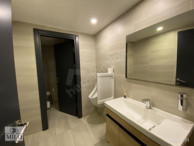 MASLAK METRO ÇIKIŞI 450 M2 DEKORASYONLU OFİS - Görsel 25