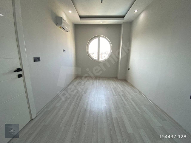 MAHMUTLARDA FULL AKTİVİTELİ SİTEDE 1+1 60 m2 7.KAT GÜNEY CEPHE - Görsel 6