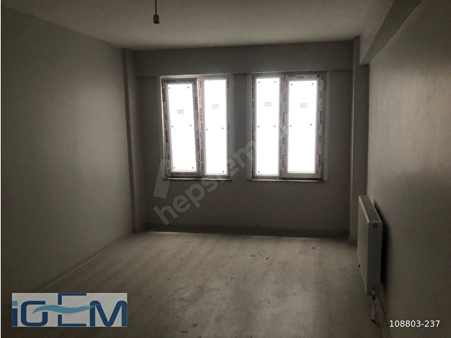 ÇORLU MERKEZ ÇEŞME DURAĞI YENİLENMİŞ BİNADA SATILIK OFİS KATI - Görsel 24