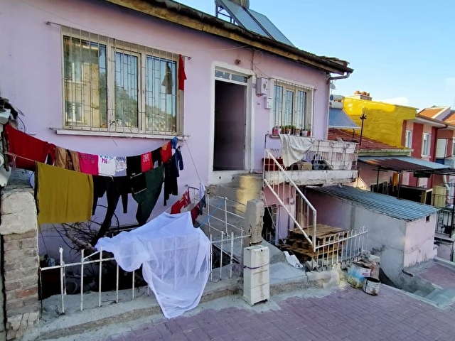 Afyon Arslan Emlak Tan Yarenler Mahallesinde Satilik 2 Katli Ev 112917 238 Hurriyet Emlak