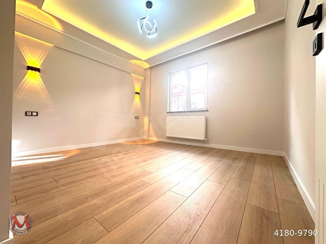 MİLENYUMDAN 2+1 100 M2 DÜZ GİRİŞ VİLLA TADINDA SIFIR LÜKS 1.CADDE 3 BİNA SİTE İÇERİSİNDE SATILIK ** - Görsel 5
