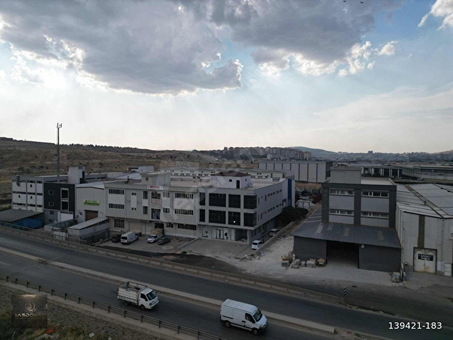 KÜSGETTE SATILIK 4 KAT&1500m2 KAPALI ALAN-TİCARİ İŞ YERİ - Görsel 3