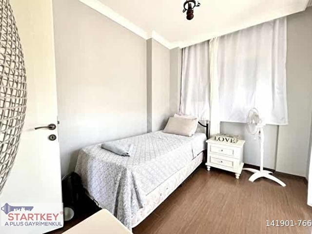 Çeşme Pırlanta Plajında Denize Sıfır Villa - Görsel 14
