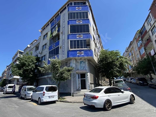Sultangazi 50. Yılda Kiracılı Satılık Depolu Dükkan | 250 m²
