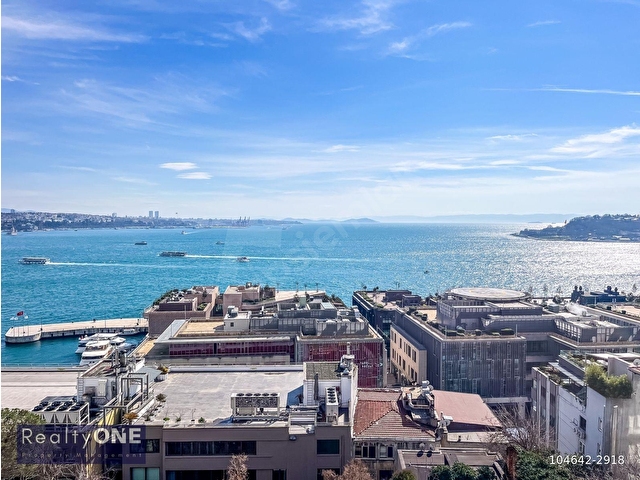 Cihangir 3+1 Satılık Daire Panoramik Boğaz Manzaralı Balkonlu ve Ortak Teraslı
