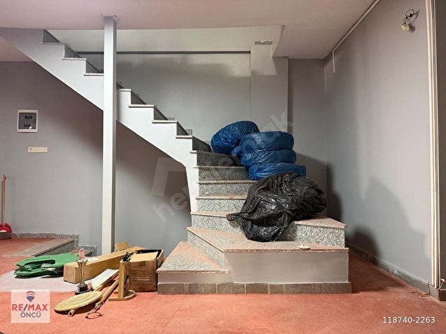 DUDULLU DES SANAYİ ARKASI 3 KATLI 500 m² MÜSTAKİL TİCARİ BİNA - Görsel 19