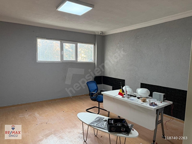 DUDULLU DES SANAYİ ARKASI 3 KATLI 500 m² MÜSTAKİL TİCARİ BİNA - Görsel 8