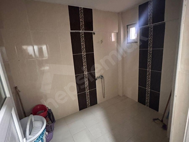 MERKEZİ KONUMDA, FULL EŞYALI, GENİŞ VE FERAH 3+1 KİRALIK DAİRE! - Görsel 6