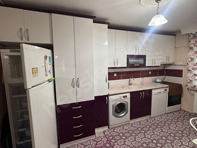 MERKEZİ KONUMDA, FULL EŞYALI, GENİŞ VE FERAH 3+1 KİRALIK DAİRE! - Görsel 7