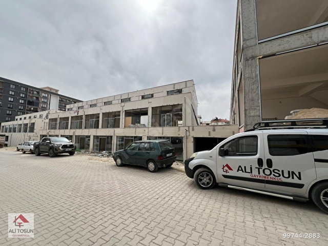 ALİ TOSUNDAN TİCARETİN KALBİNDE KENT MEYDANI ASMAKATLI DÜKKAN - Görsel 29