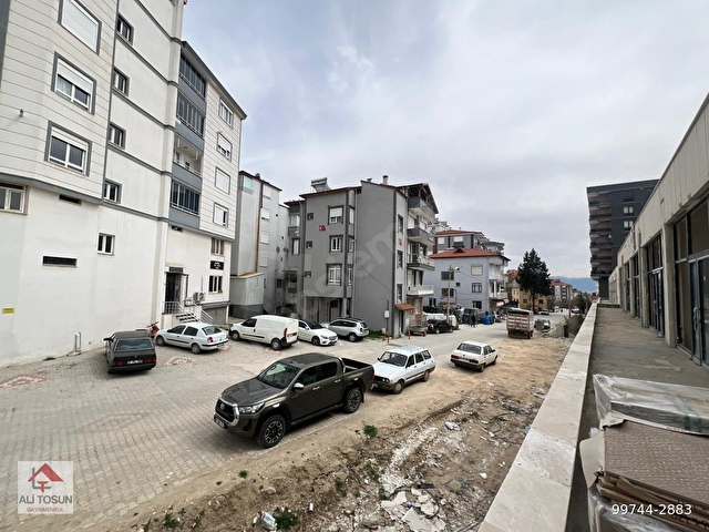ALİ TOSUNDAN TİCARETİN KALBİNDE KENT MEYDANI ASMAKATLI DÜKKAN - Görsel 22