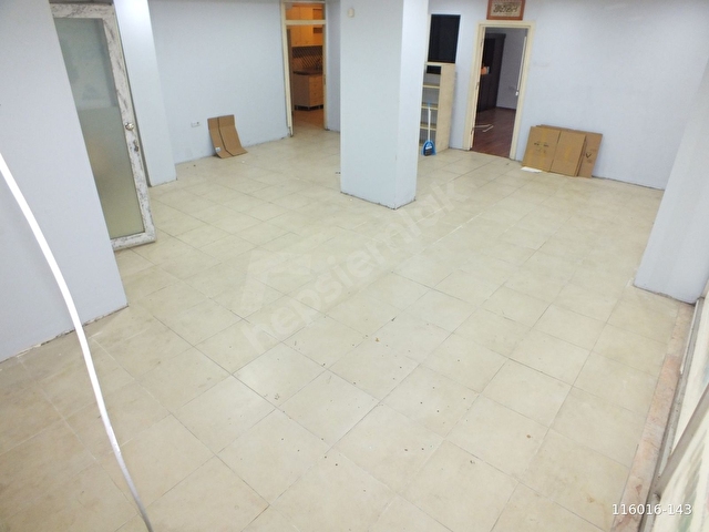 MİSLİFETAN YENİMAHALLEDE GENİŞ VİTRİNLİ CADDE ÜZERİ KÖŞE 85 M2 - Görsel 3