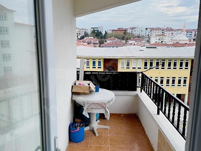 SELÇUKLUda EMSALSİZ FİYATIYLA ÖN CEPHE KATTA YAPILI 3+1 DAİRE - Görsel 11