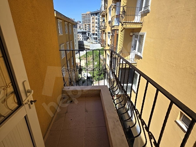 EYÜPSULTANDA SATILIK 170 m² 3+2 DUBLEKS GENİŞ VE KONFORLU - Görsel 7