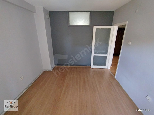 GİRNE BULVARI ÜZERİNDE AYDINLIK BAKIMLI 3+1 FIRSAT DAİRE H-46 - Görsel 11