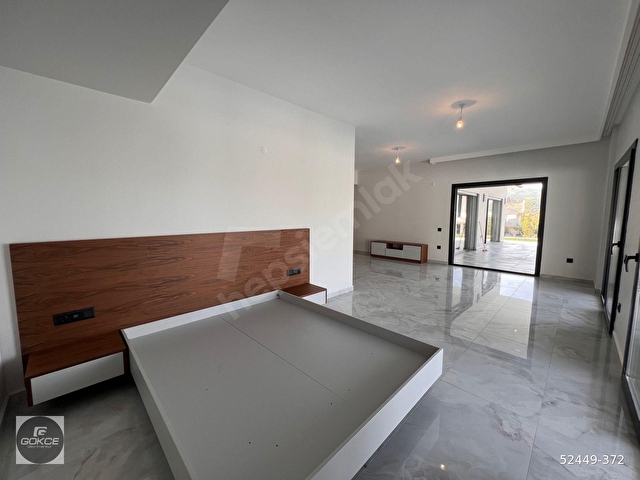Fethiye Üzümlüde 1.097 M² Arsa İçinde 250 M² Tek Katlı Müstakil - Görsel 30
