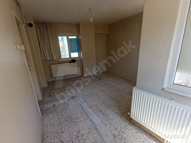 Manisa Merkez Şehzadeler İlçesi Çarşı Mahallesinde Kiralık Arakat - Görsel 16