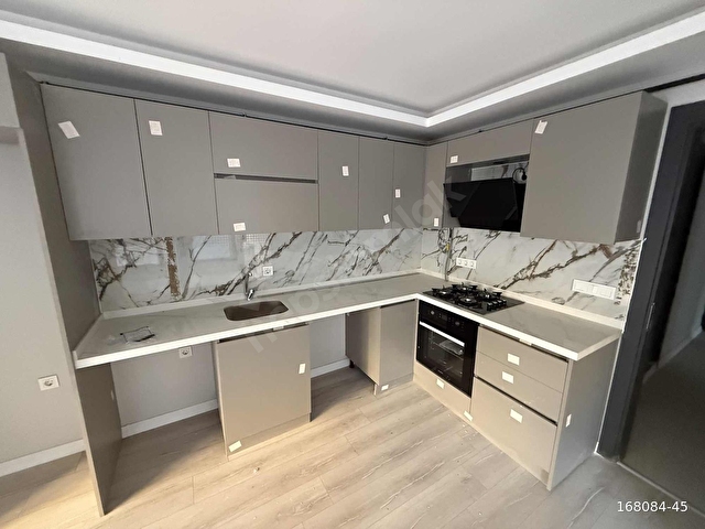 FİNANS MERKEZİ VE METRONUN YANIBAŞINDA 2+1 90M ARAKAT LÜKS DAİRE - Görsel 3