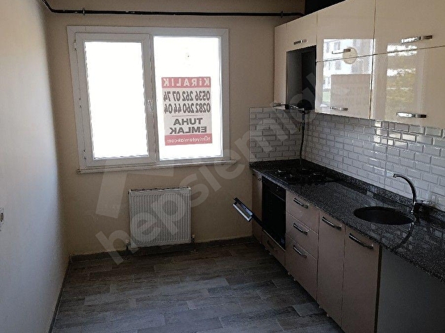 Atatürk Mahallesinde soğancılar caddesi file market karşısı kiralık 2+1 daire