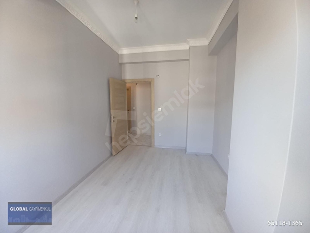 GLOBALDEN, ZEYTİNLİK MEVKİİNDE GENİŞ, FERAH 2+1 SATILIK DAİRE - Görsel 13
