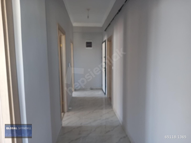 GLOBALDEN, ZEYTİNLİK MEVKİİNDE GENİŞ, FERAH 2+1 SATILIK DAİRE - Görsel 5