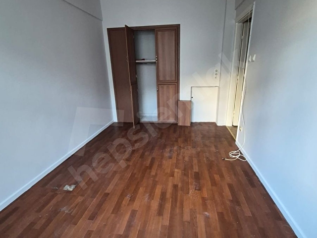 AKARETLERE - ÇARŞIYA - CADDEYE ÇOK YAKIN - Görsel 7