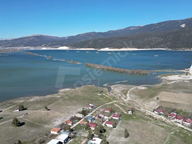 BLC GAYRİMENKULDEN AVLAN MAHALLESİNDE 1894m² GÖL MANZARALI ARSA - Görsel 8