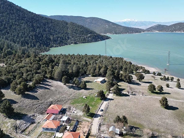 BLC GAYRİMENKULDEN AVLAN MAHALLESİNDE 1894m² GÖL MANZARALI ARSA - Görsel 4