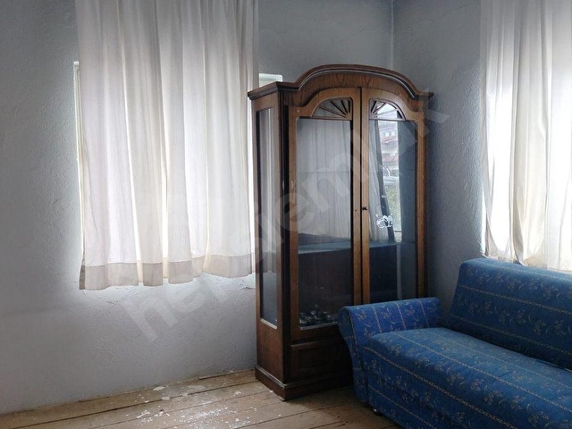 ŞİRİNCE MERKEZDE TARİHİ KONAK – SATILIK AVLULU EV - Görsel 29