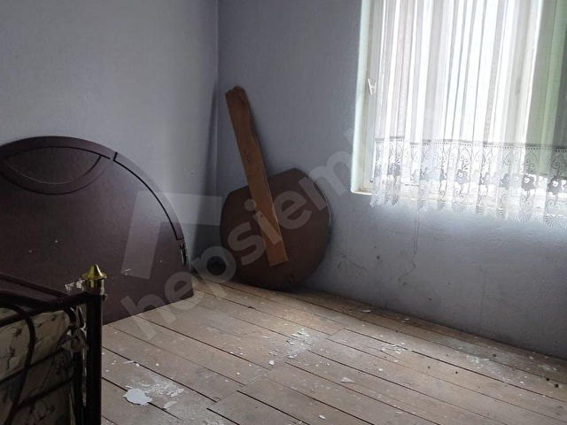 ŞİRİNCE MERKEZDE TARİHİ KONAK – SATILIK AVLULU EV - Görsel 27