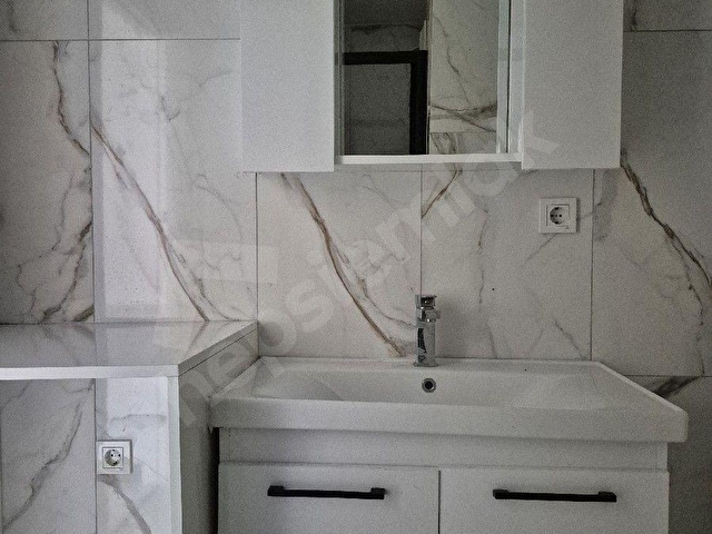 Nusrettin Mahallesinde Kiralık Ara Kat Daire - Görsel 12
