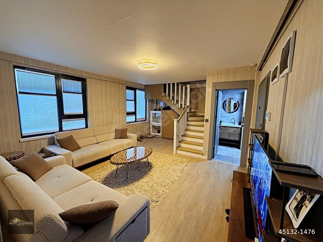 İNCEK TAŞPINAR EMLAKTAN CADDE ÜZERİNDE 2+1 SATILIK DAİRE