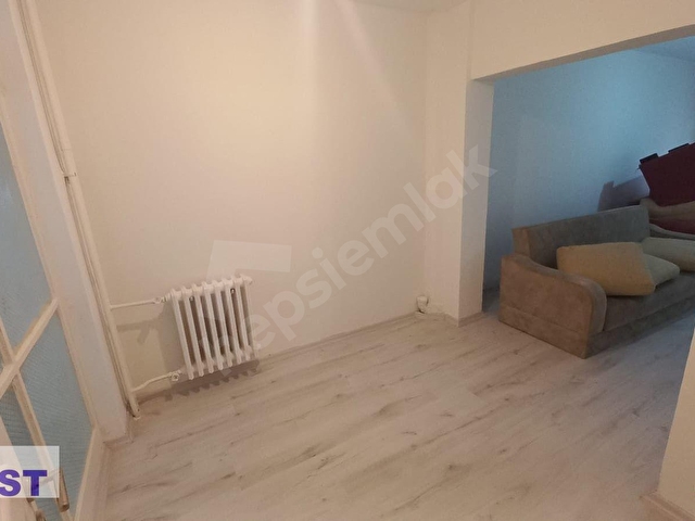 DOSTTAN BEŞTEPEDE ZÜBEYDE HANIM CADDESİ ÜZERİNDE ÇOK BAKIMLI   ALTINDA DAİRE OLAN 2+1  MERKEZİ SİSTE - Görsel 6