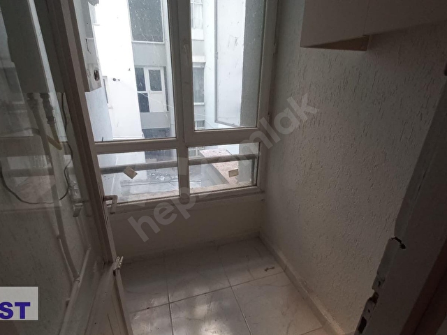 DOSTTAN BEŞTEPEDE ZÜBEYDE HANIM CADDESİ ÜZERİNDE ÇOK BAKIMLI   ALTINDA DAİRE OLAN 2+1  MERKEZİ SİSTE - Görsel 14