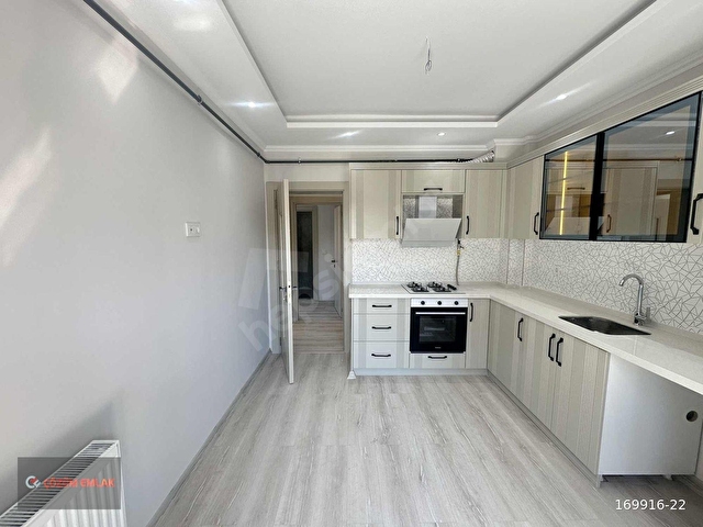 ÇÖZÜM EMLAKTAN MURADİYEDE SİTE İÇERİSİNDE 2+1 SIFIR LÜKS DAİRE - Görsel 5