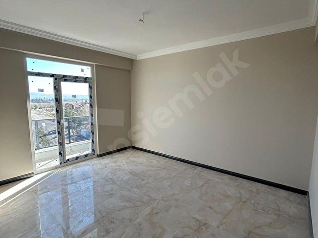 İDEALDEN ALİ İHSAN PAŞADA SIFIR 2+1 GENİŞ KİRALIK DAİRE - Görsel 5