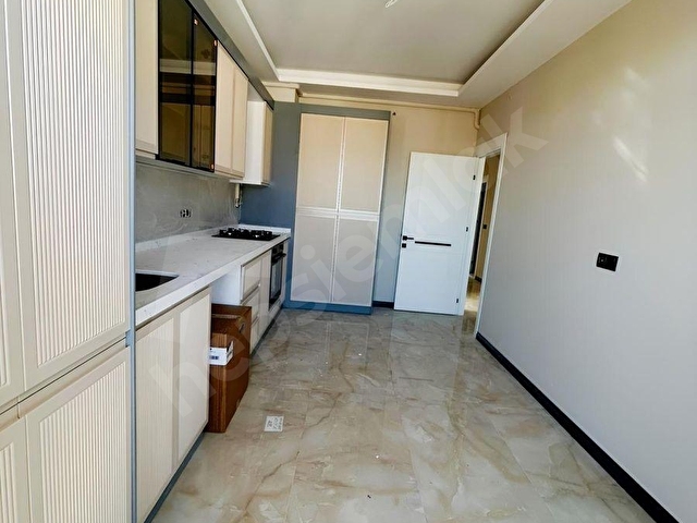 İDEALDEN ALİ İHSAN PAŞADA SIFIR 2+1 GENİŞ KİRALIK DAİRE - Görsel 7