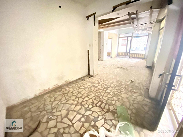 SEVDİ ÇAVUŞOĞLUndan Turgutreiste **Düz Giriş Dükkan 80m2** - Görsel 9